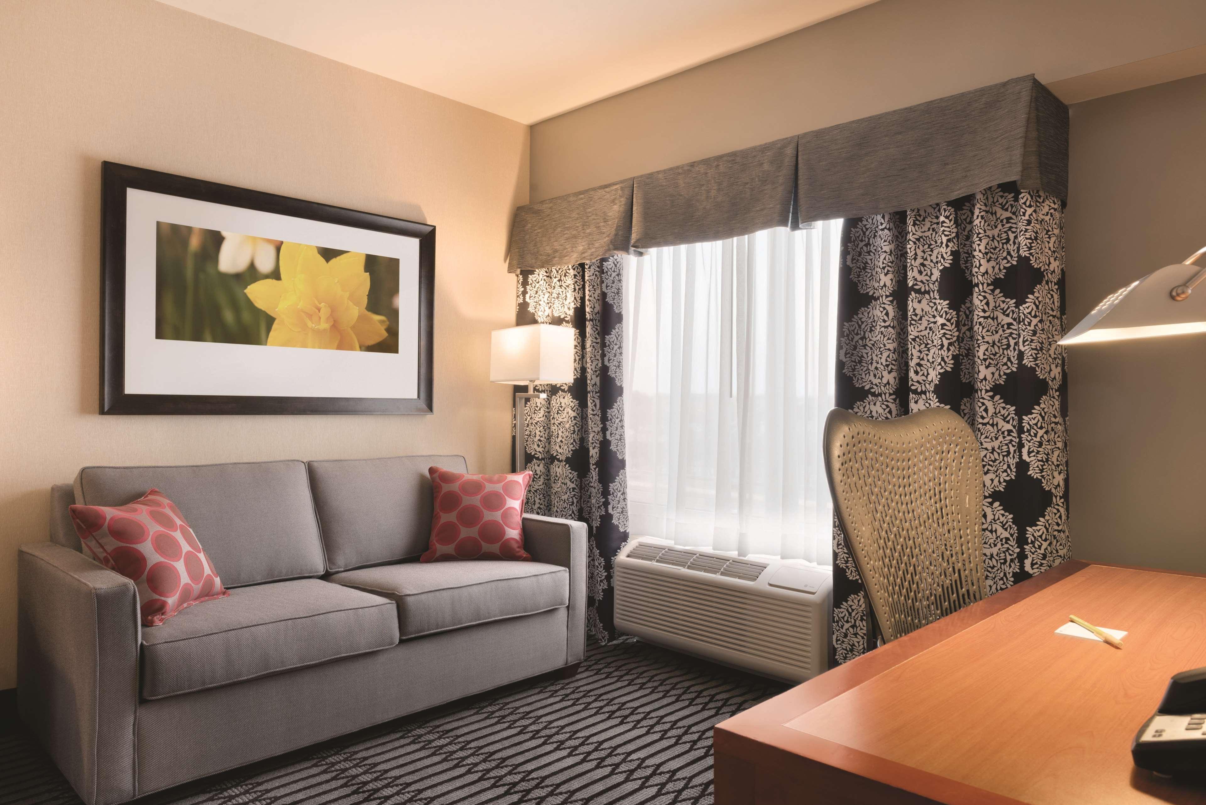 Hilton Garden Inn Akron-Canton Airport North Canton Εξωτερικό φωτογραφία